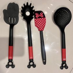 Disney - Mickey Mouse kitchen utensils
