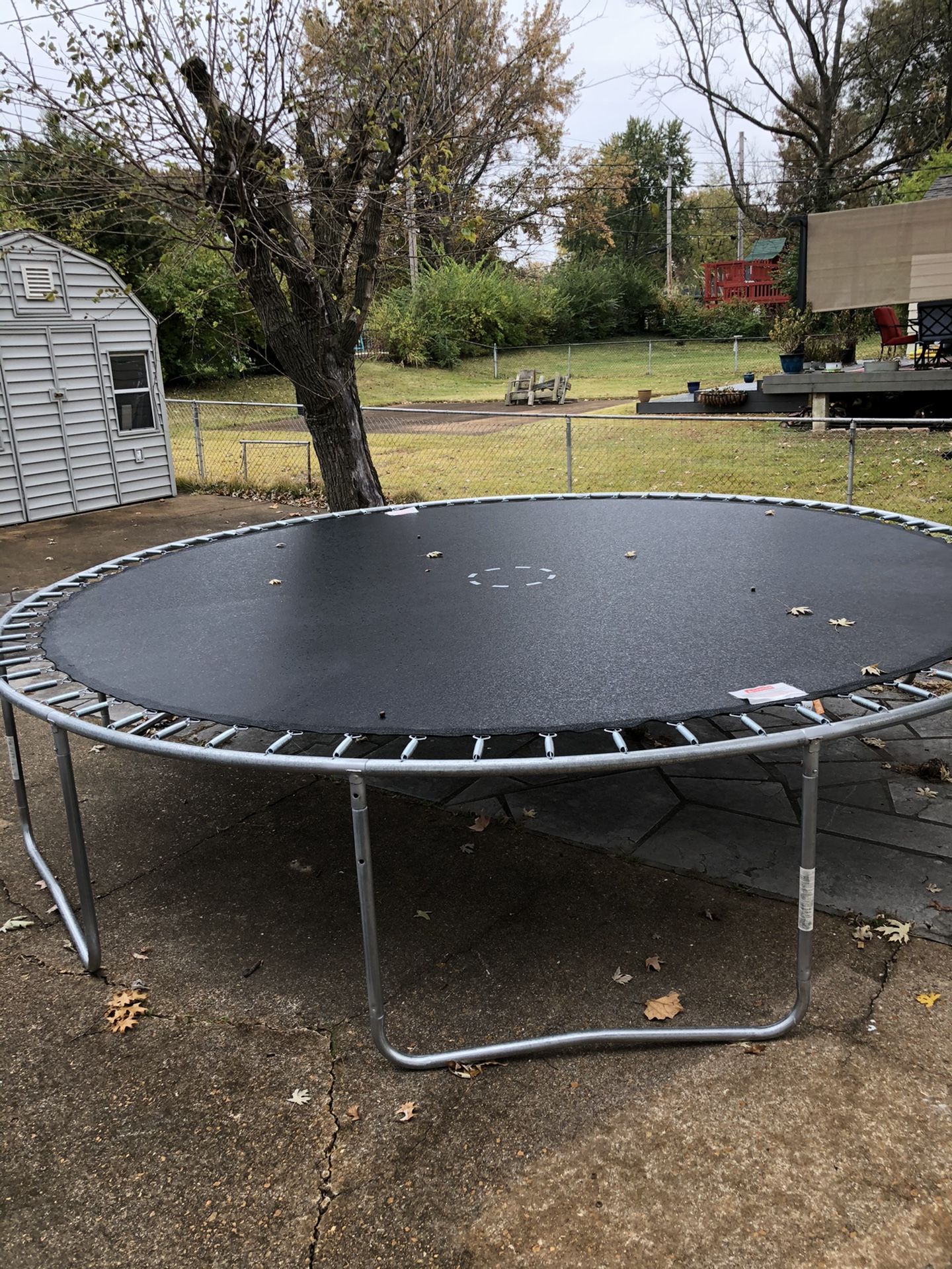 14 ft Bounce pro trampoline safety net hasn’t been assembled still new