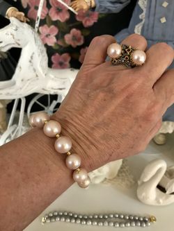 Authentic lavender south sea sterling silver statement ring