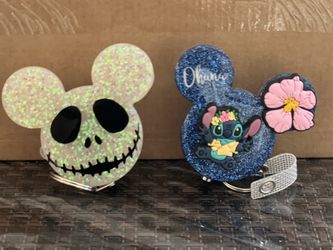 Retractable Name Badge Holders 