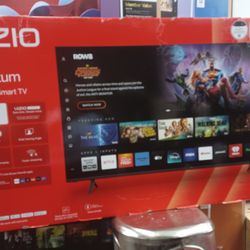 55" Screen QLED SMART 4K ULTRA HDTV BY Vizio.  Gaming Pro TV.  Free Wallmount Bracket
