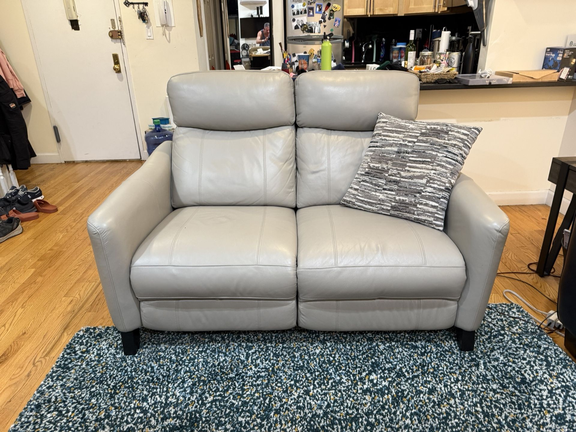 Electric Reclining Loveseat