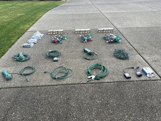Outdoor Christmas Lights & Accessories