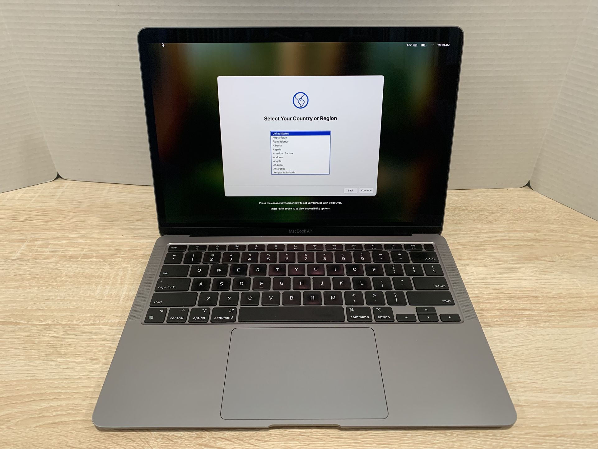 $350, M1/8GB RAM/256GB SSD, 13" MacBook Air 13” (2020)
