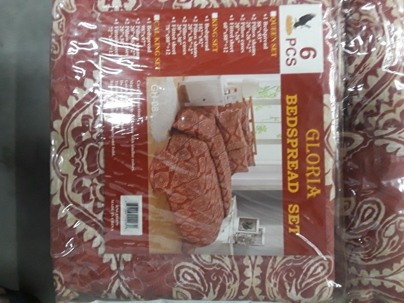Gloria Bedspread Set New