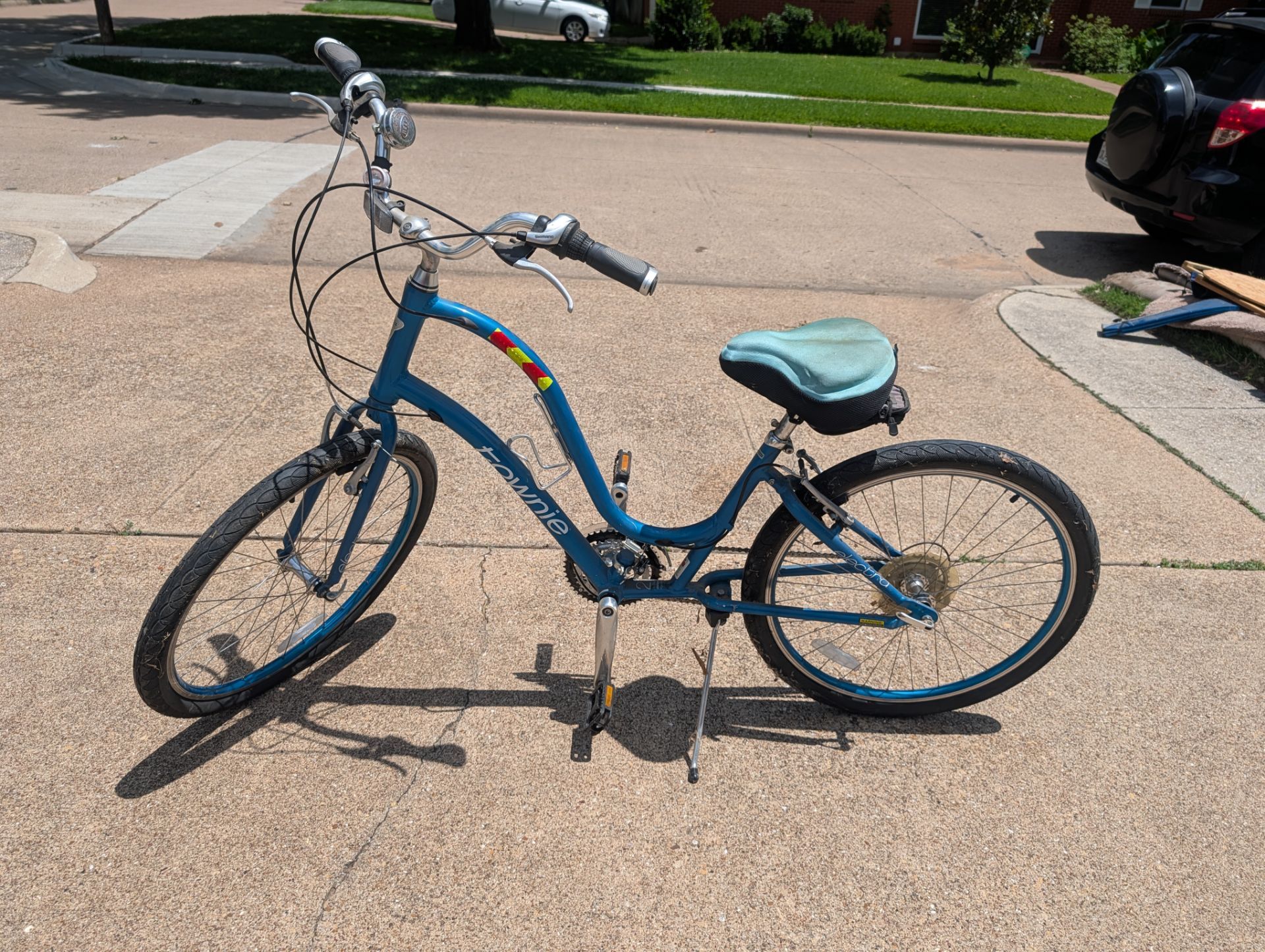 Electra Townie women's cruiser bike