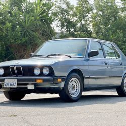 1988 BMW 528e 5 Speed Manual