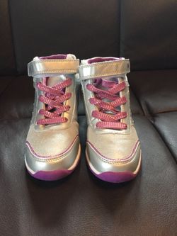 Girl shoe