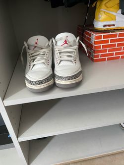 Cement Jordan 3s