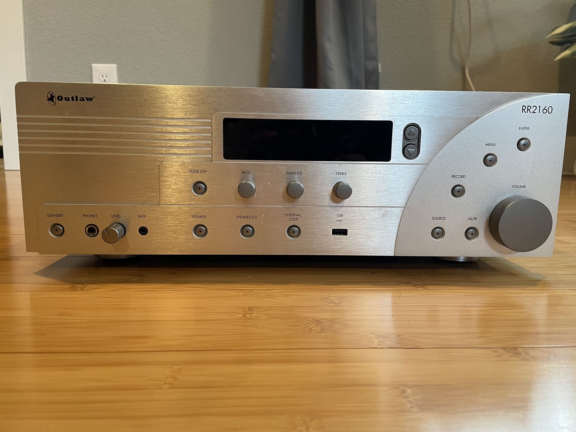 Outlaw RR2160 stereo receiver