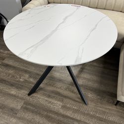 Orion Kitchen Table
