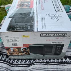 Microwave Oven BLACK+DECKER 0.9 cu ft Microwave Oven Black , Quantity: 1