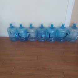 5 Gal Empty Water Containers 