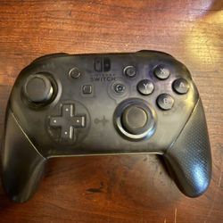 Nintendo Switch Pro Controller