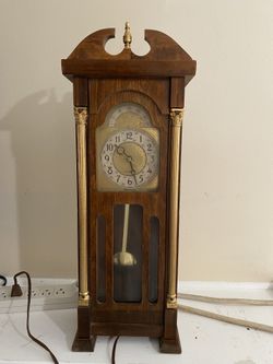 United Metal Goods Electric Clock Model 444 Pendulum Grandfather Style Art Deco