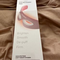 Solawave Red Light Mask For Eye Area