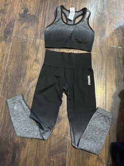 Gymshark Talla S Set