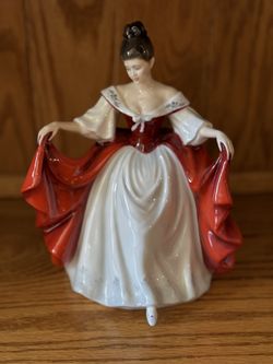 Royal Doulton Sara Figurine Bone China Lady Woman England Lovely 1980 HN2265 
