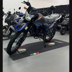250 Enduro Motorcycle 