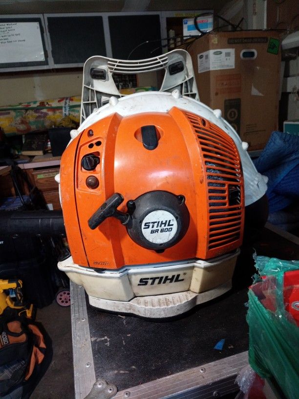 Stihl BR600 Backpack Blower