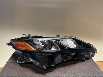 2021 2022 2023 TOYOTA CAMRY RIGHT SIDE HEADLIGHT HALOGEN OEM INSURANCE QUALITY