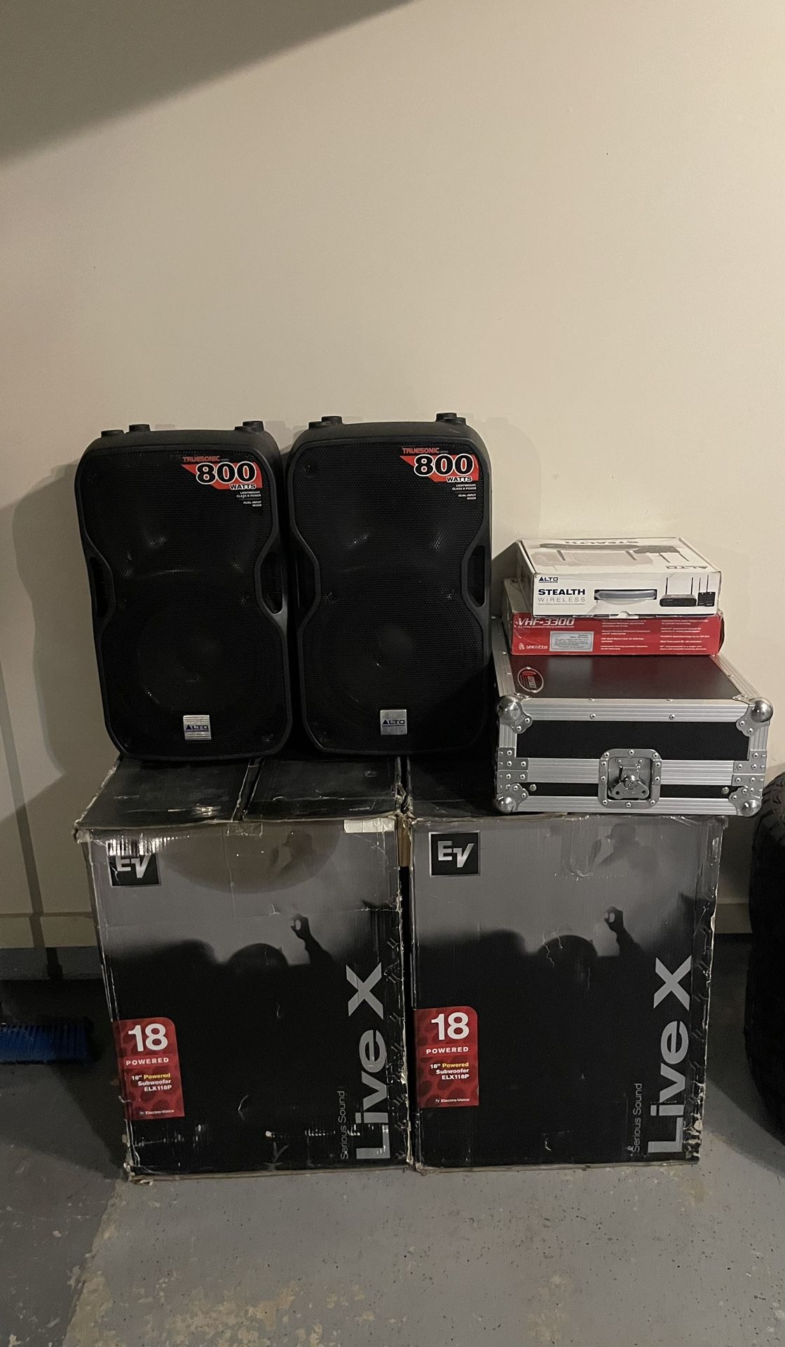 DJ Sounds And Equipment