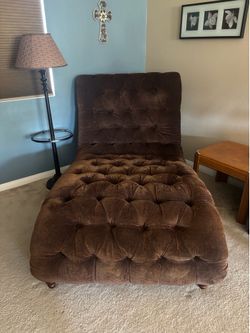 Vintage Rachlin Tufted Chaise lounge sofa chair $250