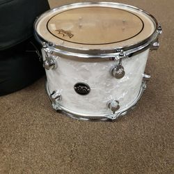 DW Performance Tom Drum 10" x 14" With Soft Case