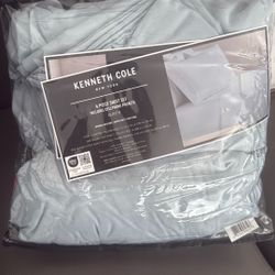 Queen Bed Sheets Set In Blue 