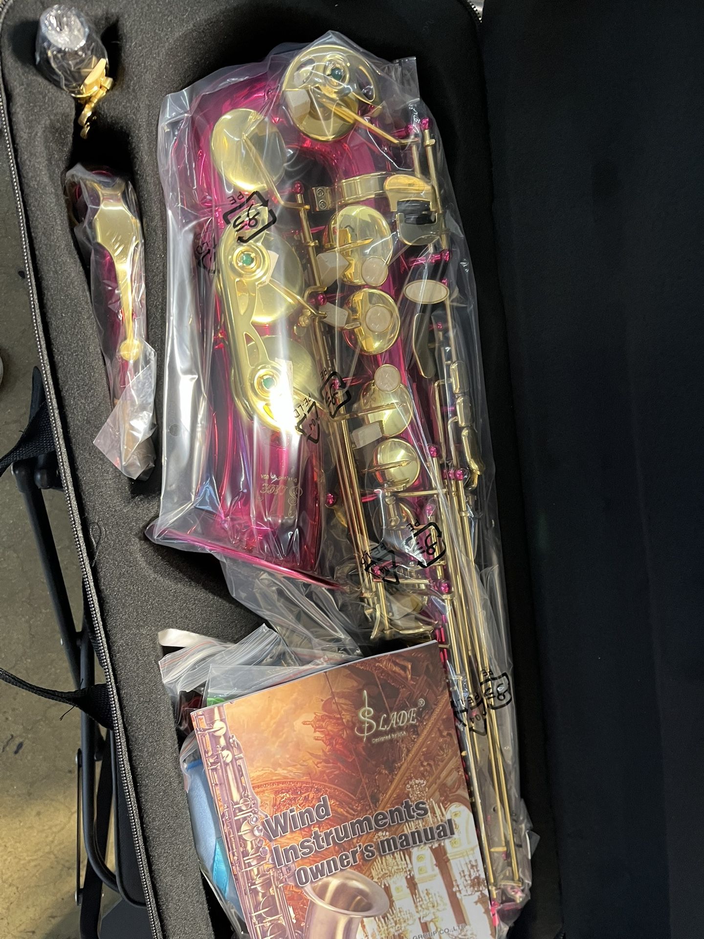 Saxophone LADE Brand new Alto. Brand New 