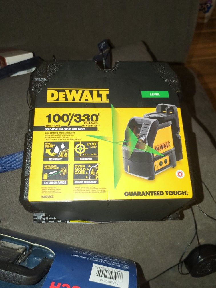 DeWalt Self Leveling Cross Line Laser