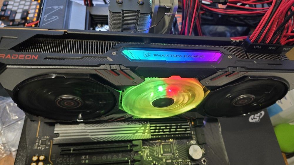 ASRock RX 6950XT Phantom Gaming 16gb GPU