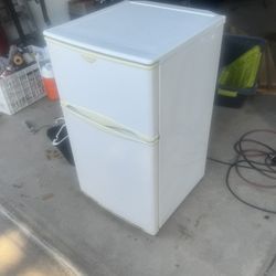 Mini Fridge & Freezer