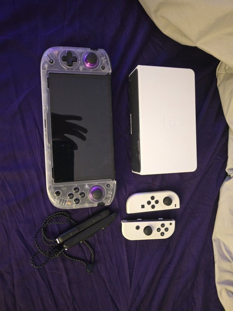 Switch Oled With Nitro Deck+ With Games All Like New