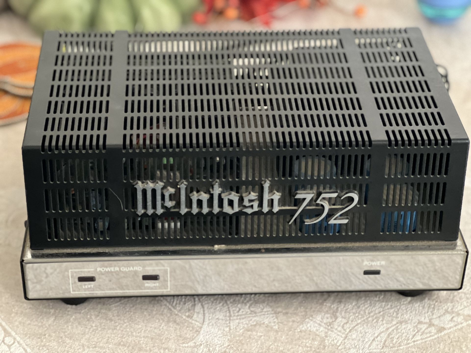 McIntosh 752 Vintage Amplifier Solid State