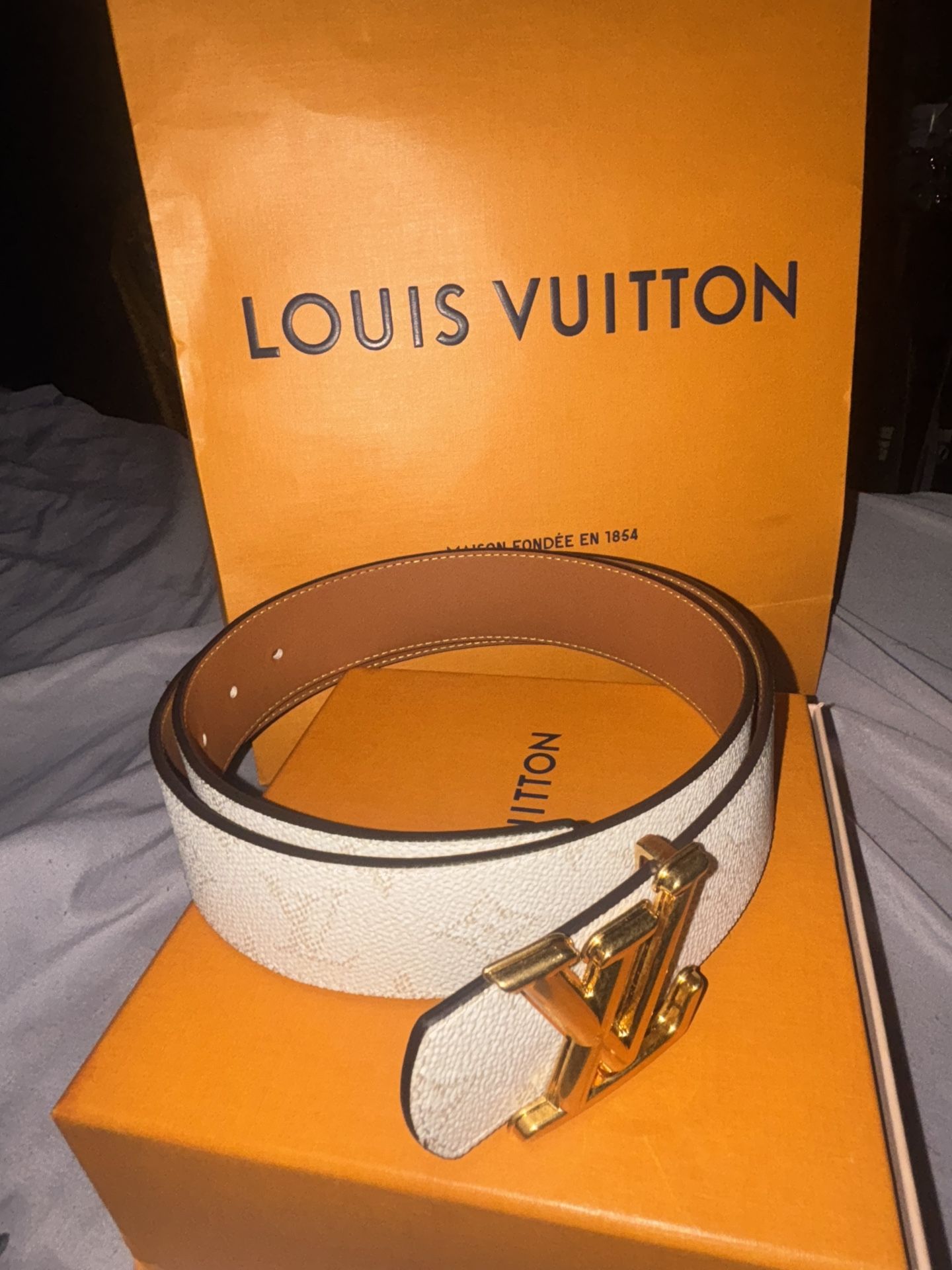 LV Reversible Belt