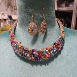 Multicolor Bid Necklace Set