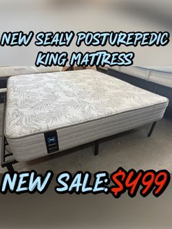 NEW SEALY POSTUREPEDIC KING MATTRESS