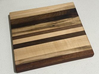 Hardwood Cutting Board - Maple & Walnut