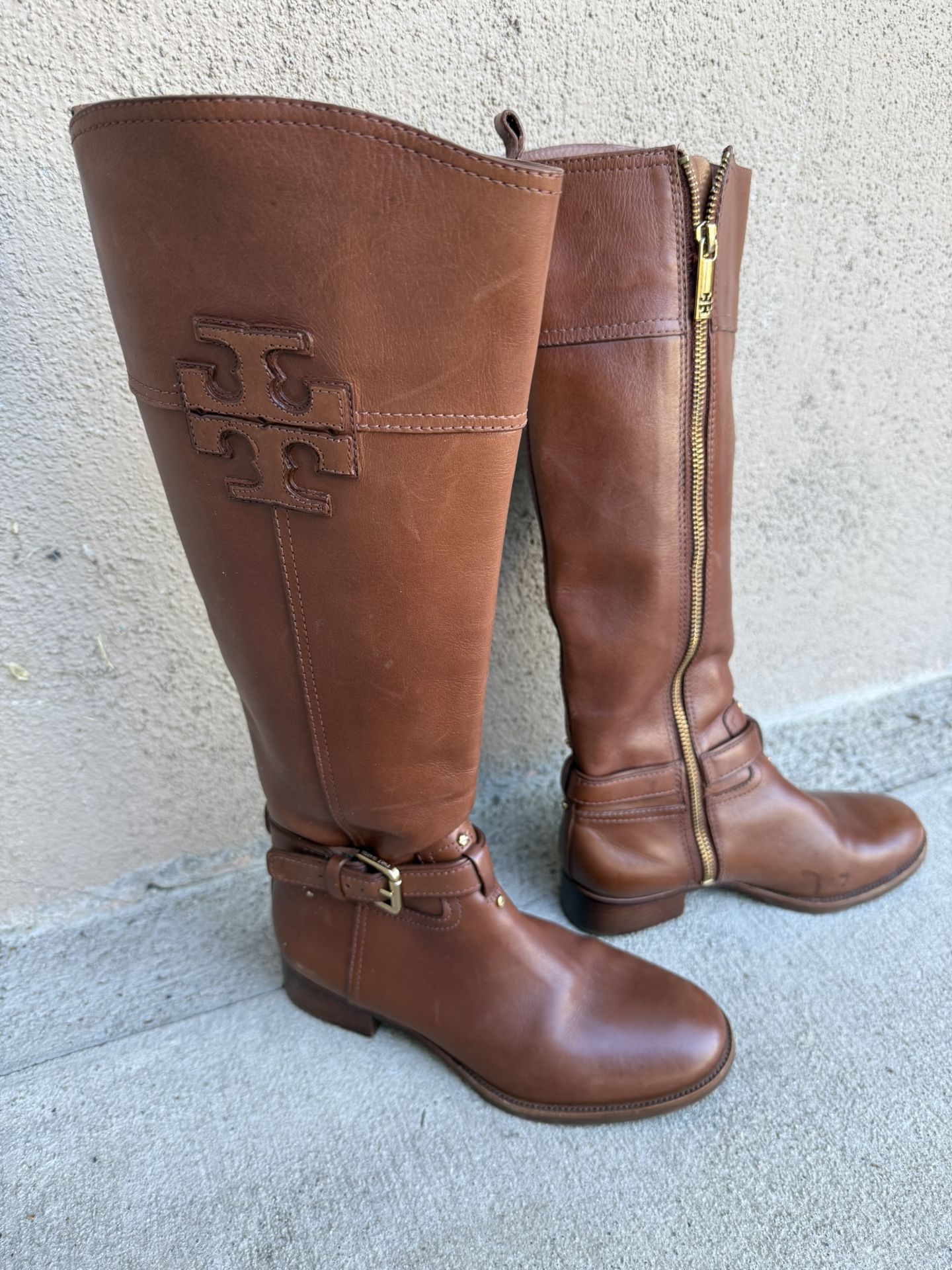 Woman Boots 👢 TORY BURCH 