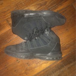 Jordan Max Auras Triple Black 