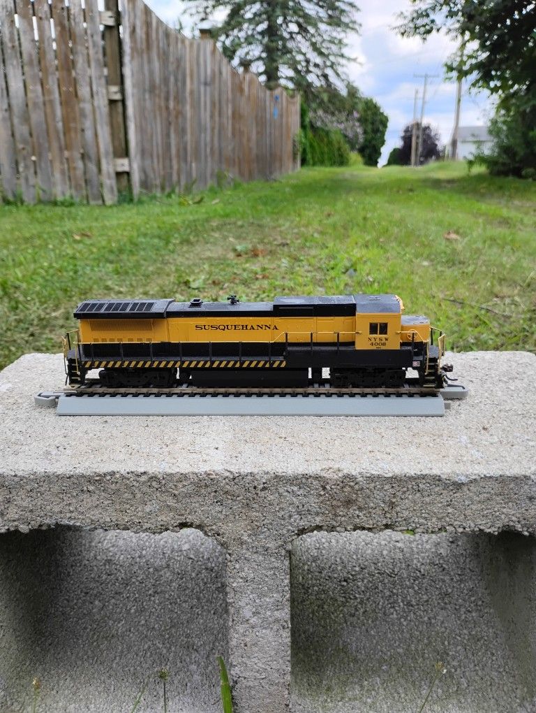 HO Scale Susquehanna Model Train
