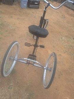 ADULT TRICYCLE GOOD WORKING CONDITION