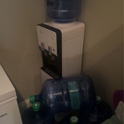 Water Dispenser