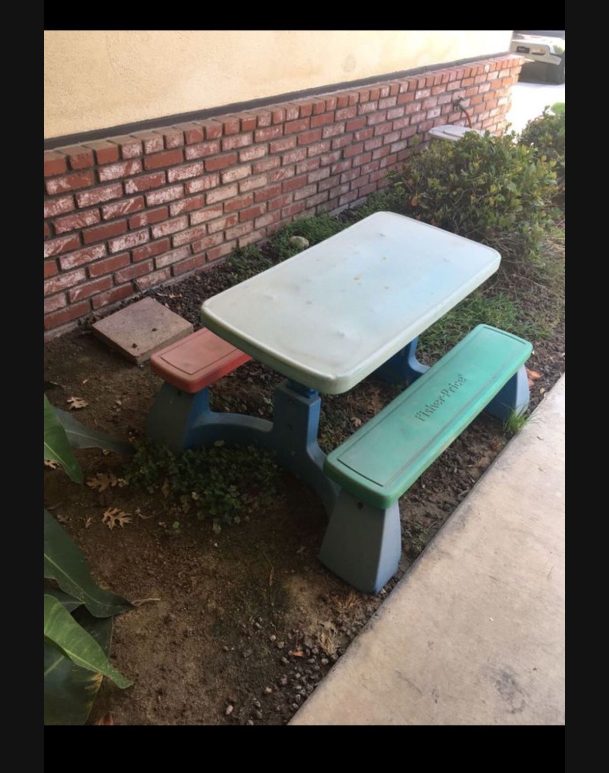 Little Tykes Picnic Table