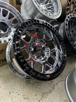 17” Rim KM444 True Beadlock Available in Chrome w Black Lip
