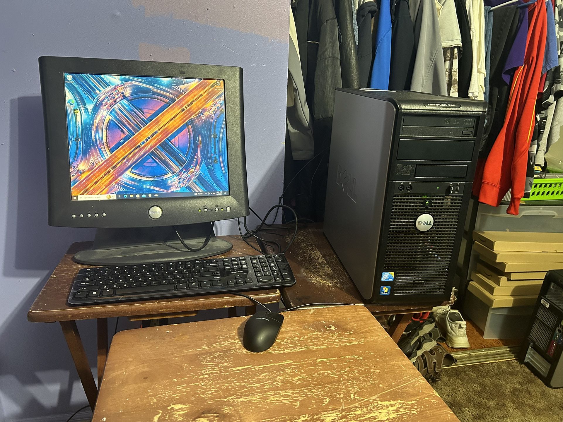 Dell Optiplex 780 Desktop Computer