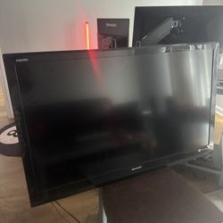 Sharp HD Smart Tv 