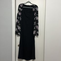 Black Floral Sleeve Maxi Dress