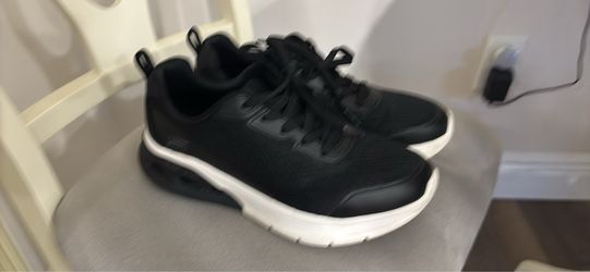 Sketchers Glide Step women’s Size 9